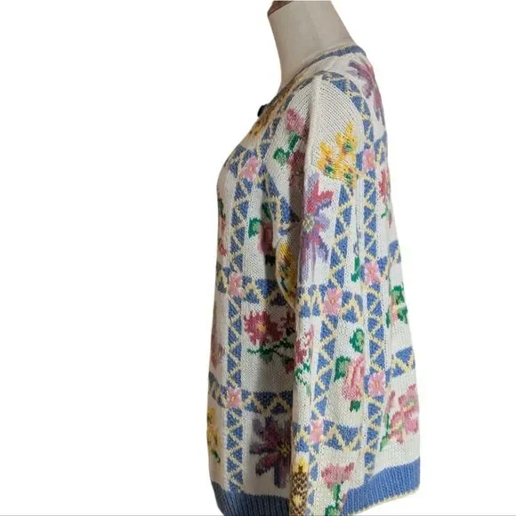 Design Options Vintagrle Patchwork Floral White Grandma Cardigan Sweater - Picture 4 of 6